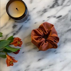 Satin Scrunchie in Sienna